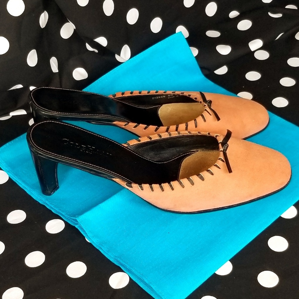 COLE HAAN Suede Mule in Mauve